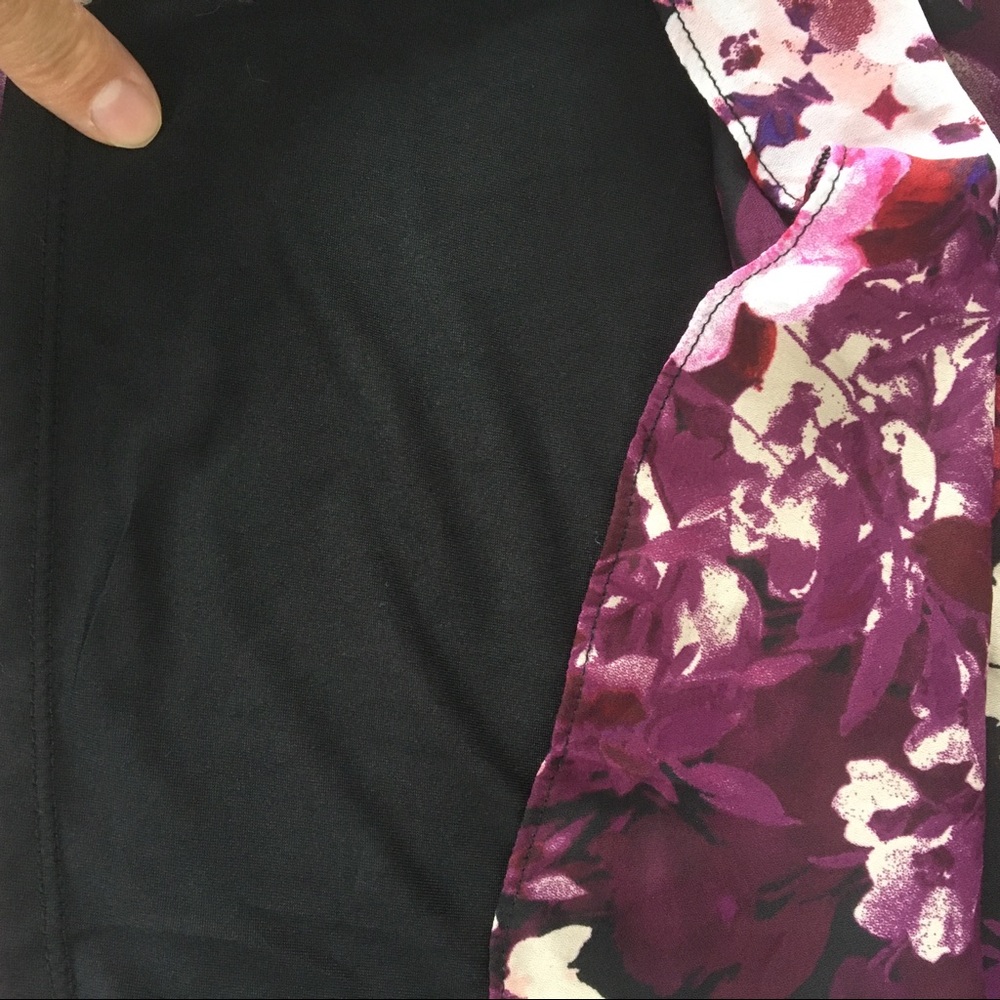 NWT XS ROZ & ALI PEEK-A-BOO FRONT PINK BLACK & PURPLE FLORAL BELL SLEEVED TOP - Picture 10 of 13